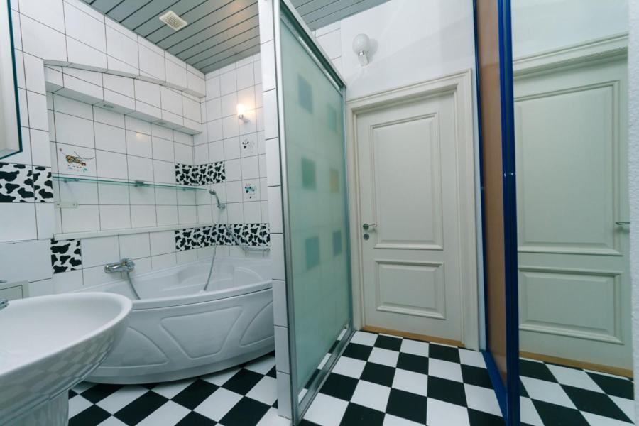 Apartment On Mala Zhytomyrska Street 17 Kiev Eksteriør billede