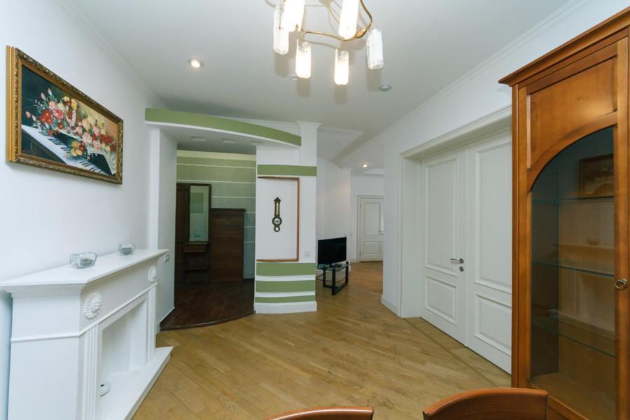 Apartment On Mala Zhytomyrska Street 17 Kiev Eksteriør billede